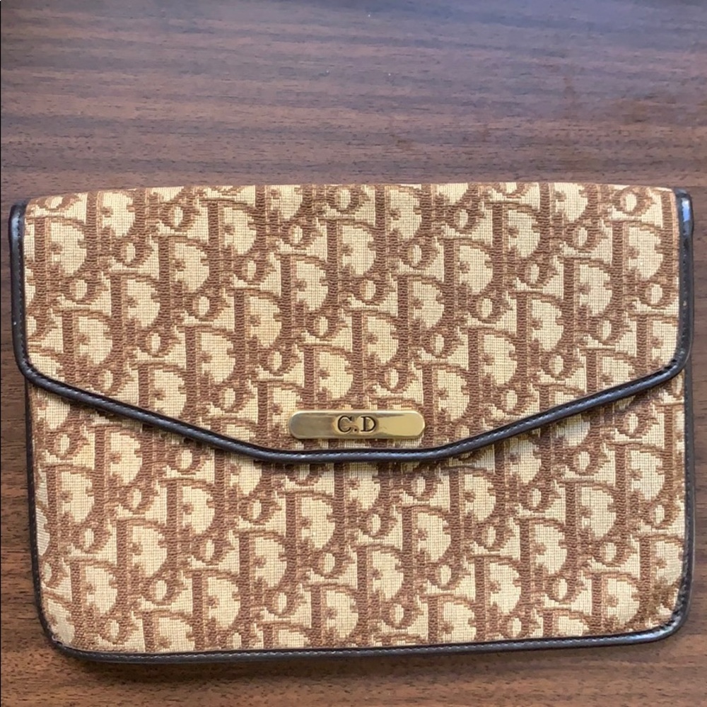 Christian Dior clutch - Picture 2 of 8